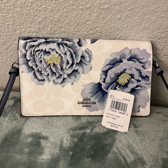 Coach Foldover Kaffe Fassett Crossbody. ( Limited Edition ) - Picture 7 of 7